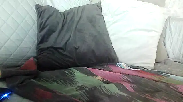 cazzoweb online show from April 1, 9:32 am