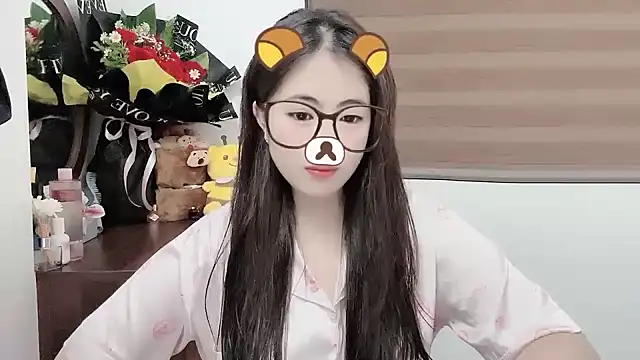 Amelia-babee online show from October 22, 1:44 pm