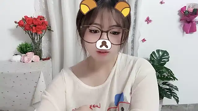 Snapshot of Amelia-babee chatting on June 14, 12:29 pm Amelia-babee online show from June 14, 12:29 pm