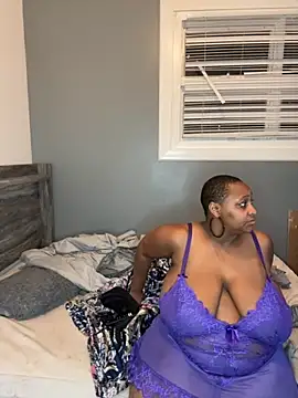 dreameafterdusk online show from September 28, 4:40 am