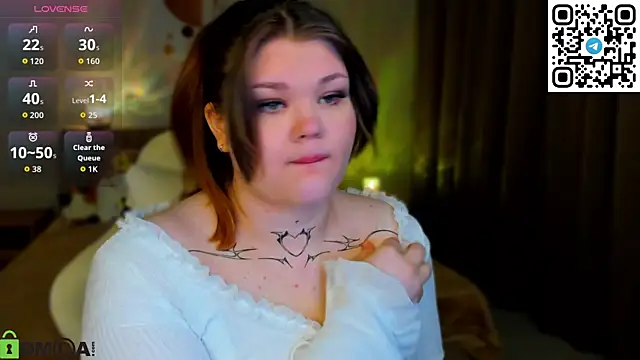 elle one online show from October 3, 3:03 am