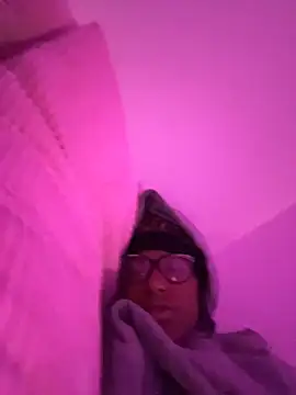 Tu GataLinda online show from November 9, 7:56 pm