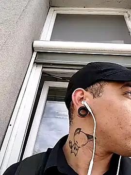 JuicyBigcockxh online show from October 8, 1:31 pm