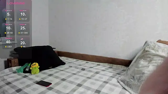 Snapshot of Deli_lowes chatting on November 12, 3:18 am Deli lowes online show from November 12, 3:18 am