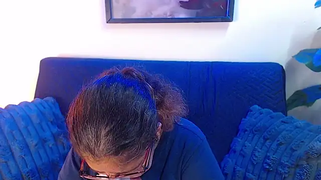 Linda banks  online show from February 8, 2:04 am