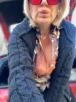 Milena-MilfaXXX online show from April 7, 3:51 am