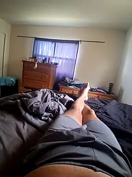 pullitoff online show from April 20, 3:15 pm