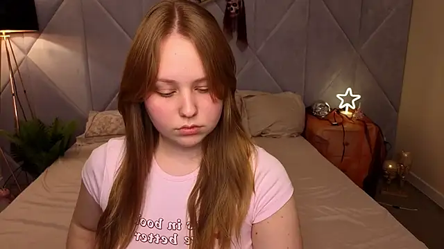 CrystallPaws online show from October 27, 2:10 pm