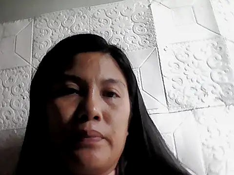 Uniquebeauty32 online show from June 8, 8:58 am
