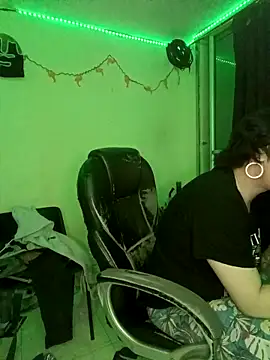 Snapshot of saenzjulieta1 chatting on September 19, 2:35 am saenzjulieta1 online show from September 19, 2:35 am