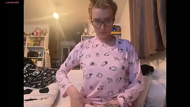 harleyblair online show from September 18, 10:23 pm