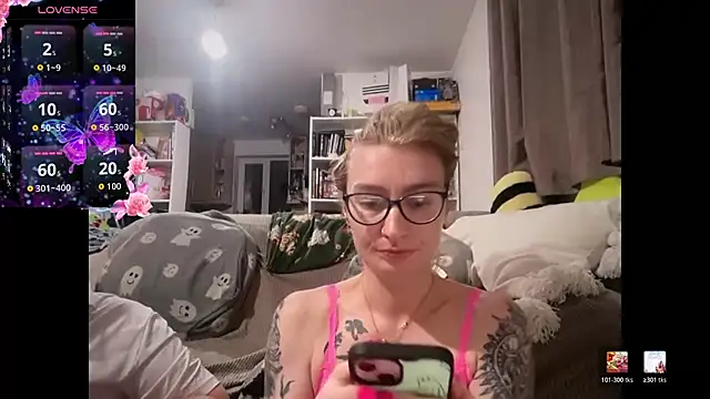 harleyblair online show from April 27, 10:08 pm