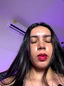 Snapshot of soy_kylebrown chatting on December 1, 2:05 am soy kylebrown online show from December 1, 2:05 am