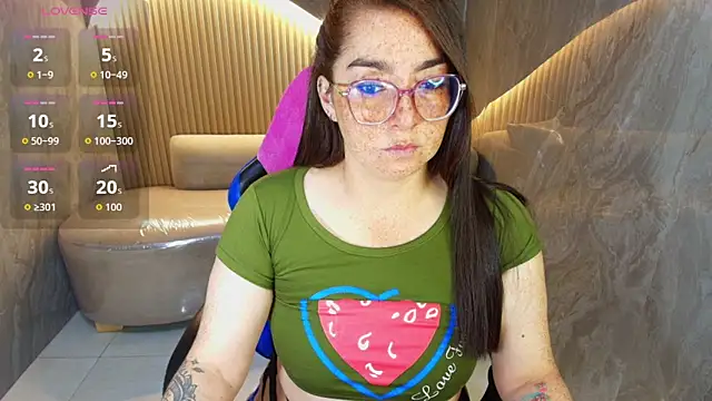 mariehw r online show from October 12, 12:48 pm