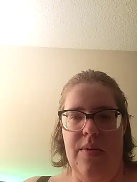 VeiledMuse online show from March 9, 1:31 am