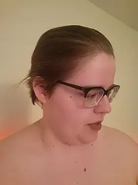 VeiledMuse online show from March 17, 1:32 am