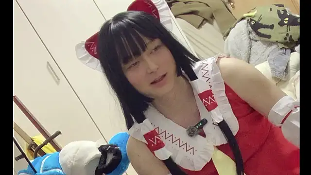 Snapshot of Mia032 chatting on February 1, 2:04 pm Mia032 online show from February 1, 2:04 pm