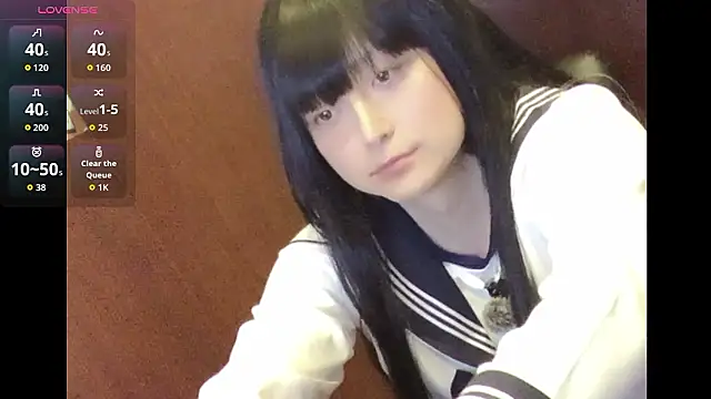 Snapshot of Mia032 chatting on February 13, 10:22 am Mia032 online show from February 13, 10:22 am