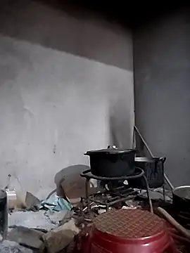 Snapshot of asian_2k chatting on December 4, 2:10 am asian 2k online show from December 4, 2:10 am