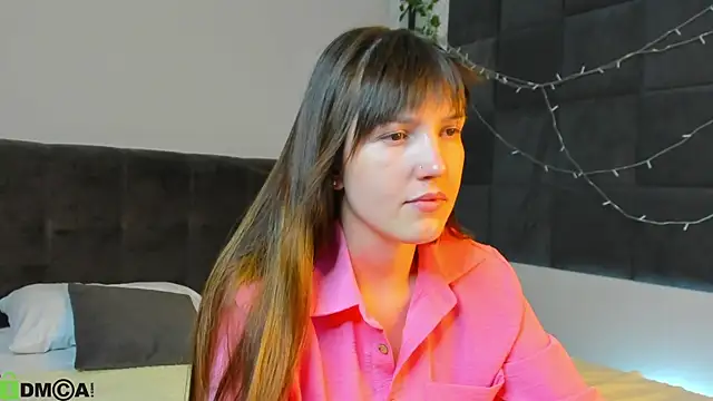 Snapshot of MalvinaDream chatting on June 29, 1:12 am MalvinaDream online show from June 29, 1:12 am