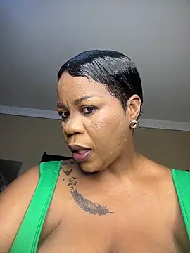 THICKBUNNYCHICKxxx online show from January 7, 8:44 pm