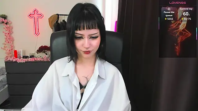 LiyaLuna online show from April 27, 11:52 am