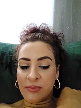 ShineBright88 online show from November 14, 1:10 pm