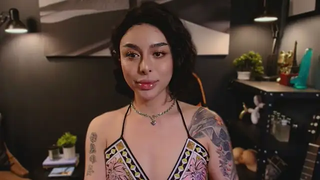 LUNACOCKSLAYER online show from October 11, 1:49 am