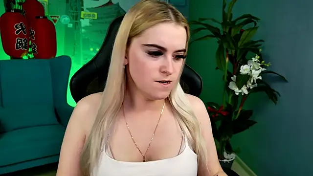 Stef Nicks online show from July 14, 12:44 pm