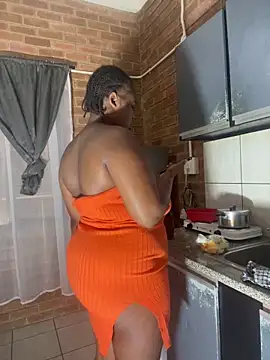 Snapshot of SEXYBOOBS21D chatting on October 5, 12:58 pm SEXYBOOBS21D online show from October 5, 12:58 pm