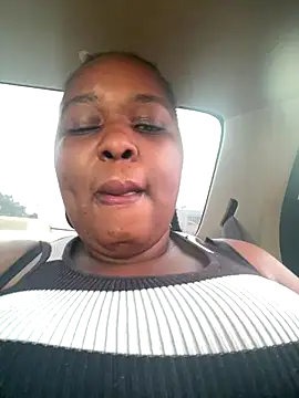 Snapshot of SEXYBOOBS21D chatting on October 30, 6:59 am SEXYBOOBS21D online show from October 30, 6:59 am