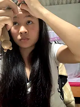 NhuFox online show from September 14, 1:21 pm