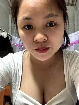 Snapshot of NhuFox chatting on November 2, 1:30 am NhuFox online show from November 2, 1:30 am