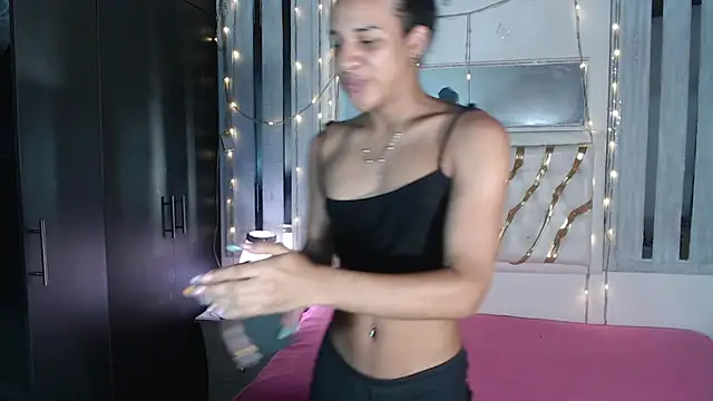 Snapshot of julieta_sweet_ chatting on September 20, 6:14 am julieta sweet  online show from September 20, 6:14 am