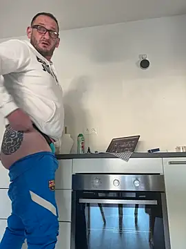 Toysboy67bi online show from April 22, 2:29 pm