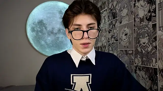 Oliver Starboy online show from October 13, 6:24 am