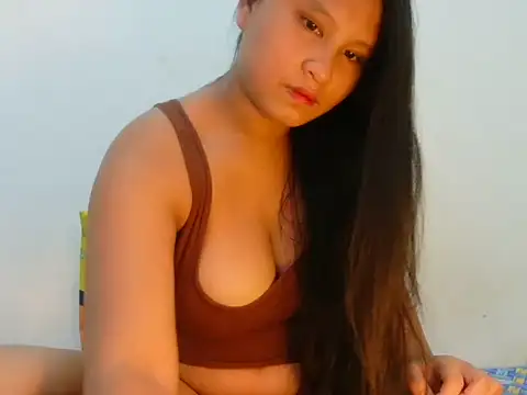wildasianbigboobs online show from November 12, 5:19 am