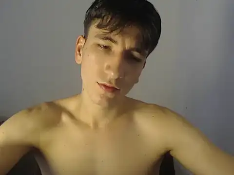 younewmaster online show from September 25, 7:06 pm