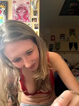 Snapshot of AutumnTides chatting on October 9, 6:28 pm AutumnTides online show from October 9, 6:28 pm