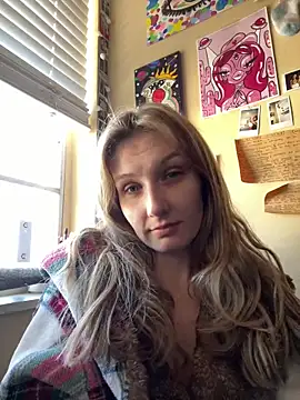 Snapshot of AutumnTides chatting on February 23, 7:22 pm AutumnTides online show from February 23, 7:22 pm