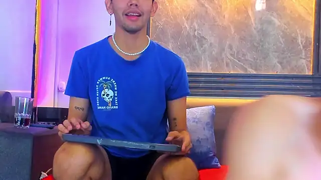 jeremytonner online show from April 11, 2:54 pm