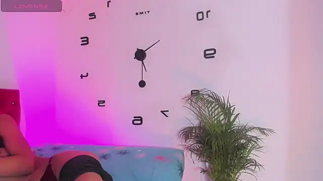 Lady Dirty444 online show from September 17, 11:50 pm