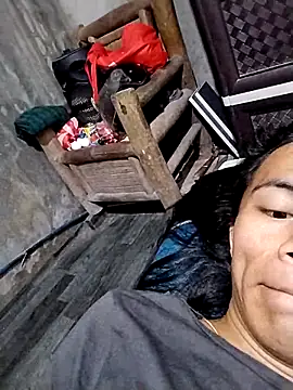 xxhottinybabe online show from December 22, 9:01 pm