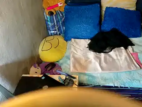 Snapshot of xxloveheart chatting on September 25, 12:03 am xxloveheart online show from September 25, 12:03 am