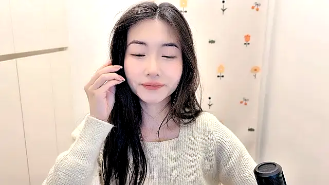 Rosalind xixi online show from November 10, 7:07 am