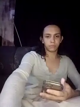 Snapshot of LunaMell chatting on October 7, 7:22 pm LunaMell online show from October 7, 7:22 pm