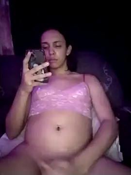 Snapshot of LunaMell chatting on October 15, 7:36 pm LunaMell online show from October 15, 7:36 pm