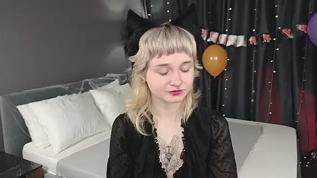 Tori Cutie online show from October 30, 12:12 am