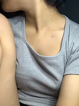 Snapshot of Nguyenha11 chatting on September 30, 7:46 am Nguyenha11 online show from September 30, 7:46 am