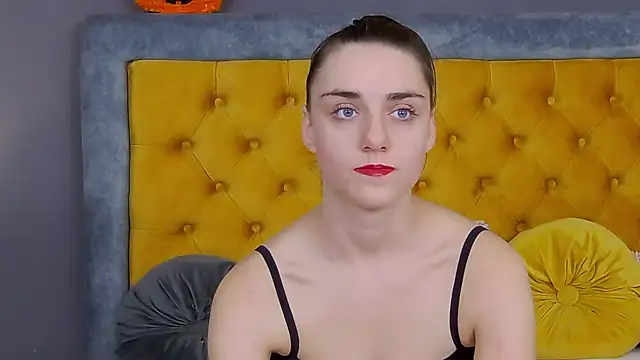 Jessica White  online show from November 5, 4:01 am